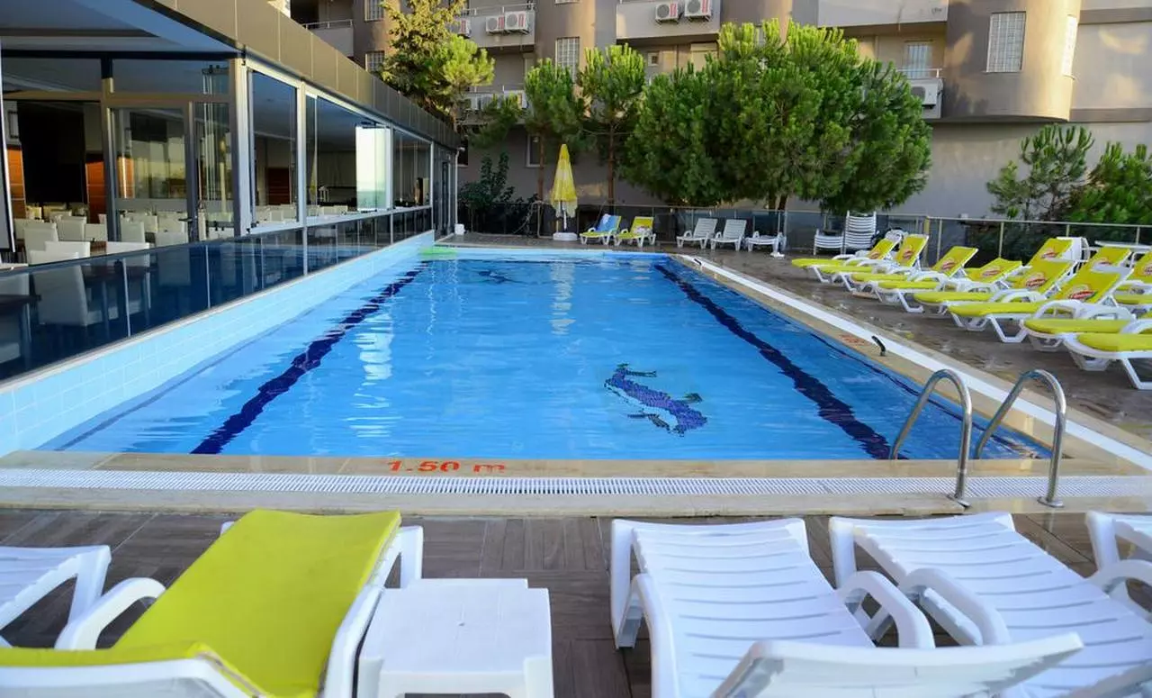 COMFORTADACLASS_SHABAVIZ (5).jpg